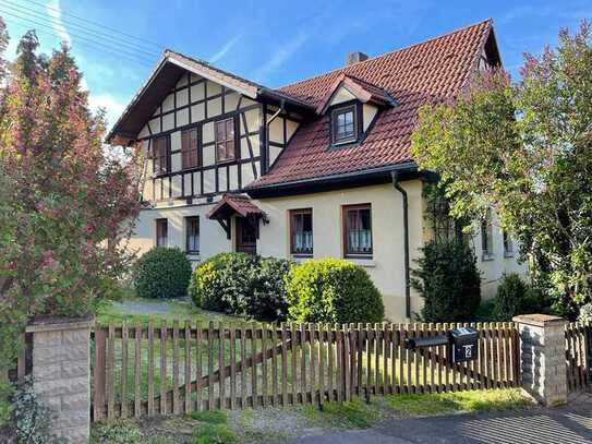 Charmantes Einfamilienhaus mit Nebengebäude in Eckartshausen, nur 20 Min. von Coburg