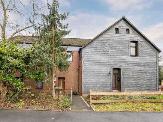 Historisches Ein-/Zweifamilienhaus mit Anbau in Ratingen-Lintorf! Ideal für 2 Generationen!