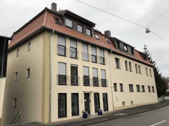 3-Zimmer-DG-Wohnung mit Einbauküche in Friedrichsthal