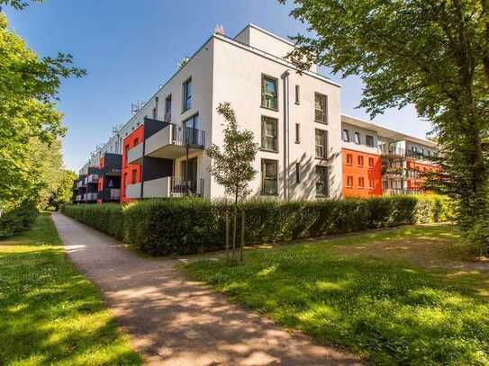 Lichtdurchflutete 3-Zimmerwohnung über 2 Etagen mit großer Dachterrasse!