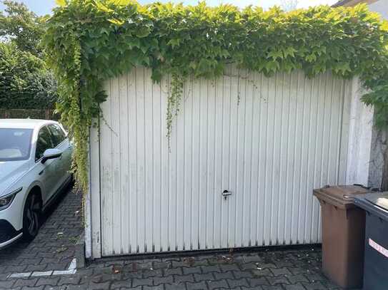 Doppelgarage als Lager mit Strom und Wasseranschluss