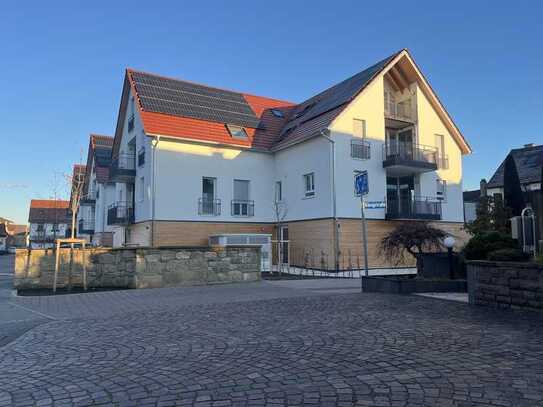 5-Zimmer-Maisonettewohnung mit Loggia (Abendsonne) in Sulzfeld; vorletzte verfügbare Wohnung