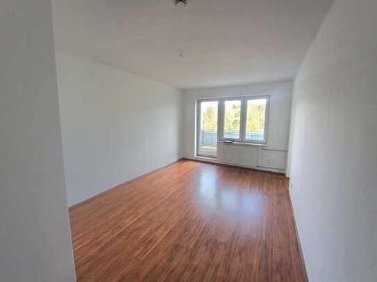 Singlewohnung mit 2 Balkonen,Besichtigungstermin unter TEL.0152/02995224