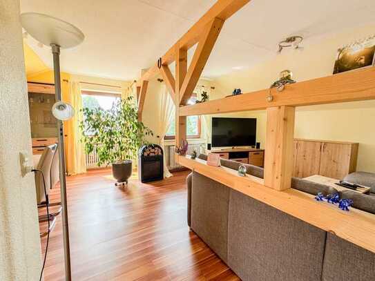 *Achtung! Es erfolgt umfängliche Renovierung* Großzügige 3-Zimmer Wohnung mit Balkon und Garage.