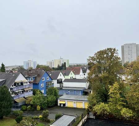 Gemütliche 2 Zimmer Wohnung mit Balkon und multikulturellem Flair in Dietzenbach