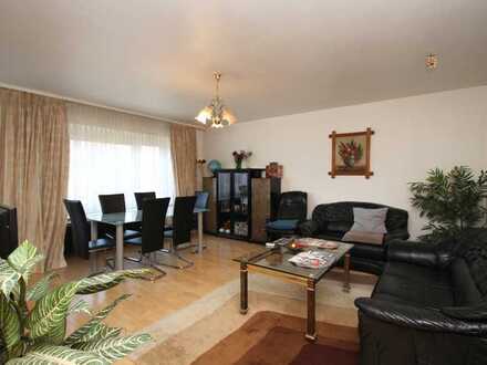 RESERVIERT! - 3-Zimmer-Wohnung mit zwei Balkons!