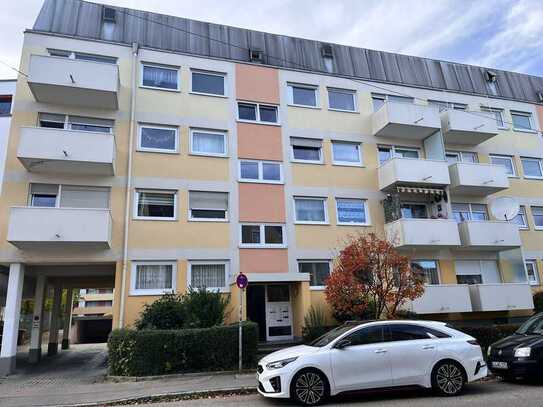 Tolle Wohnung mit 2 Balkonen in Pfersee zu verkaufen