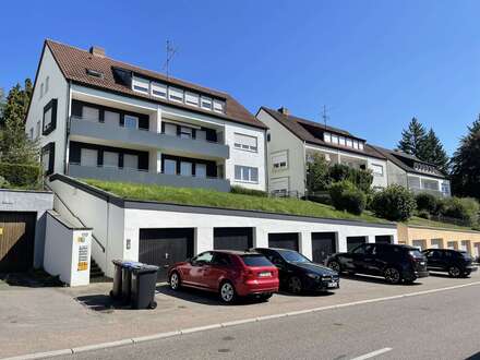 Kernsanierte 4-Zimmer-Wohnung mit Balkon in Esslingen-Krummenacker