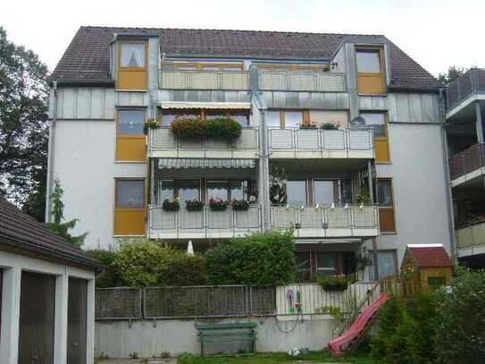 Schöne Drei-Raum Wohnung mit Terrasse zu vermieten wahlweise mit Küche