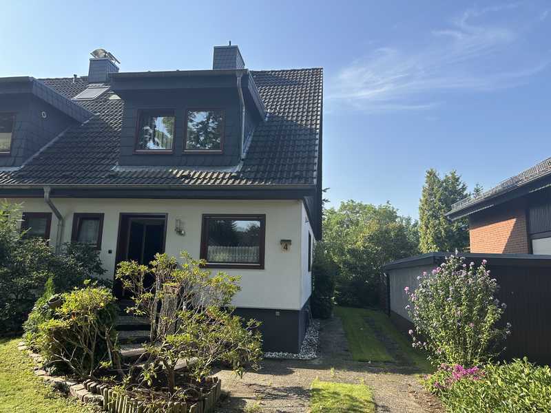 Hochwertig kernsanierte Doppelhaushälfte mit Küche, Kamin & Garten – Erstbezug in Berlin-Heiligensee