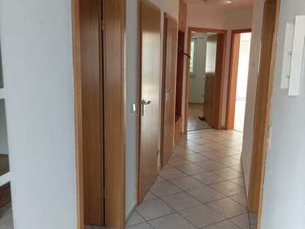 Gepflegte 3-Zimmer-Erdgeschosswohnung mit Balkon und EBK in Isselburg