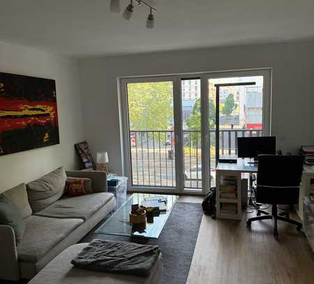 Moderne 2-Zimmer-Wohnung mit Einbauküche in zentraler Lage – frei ab 01.06.