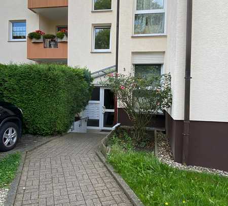 Schöne 2,5-Zimmer-Wohnung mit Balkon und EBK in Hattingen