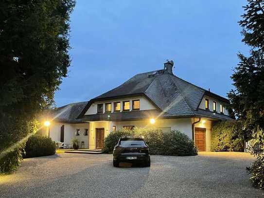 Einmalige Villa - Seeburg - KuDamm 20 Min., provisionsfrei