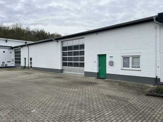 Gewerbehallen mit Büroeinheit in Eschweiler zu vermieten