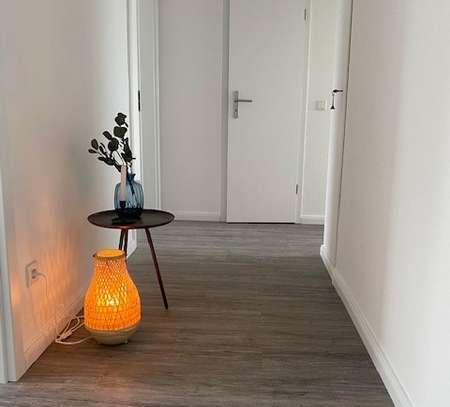 ***NETTE MIETER GESUCHT - 3 ZIMMER WOHNUNG MIT BALKON IN KREFELD-HÜLS***