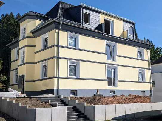 66424 Homburg-Sanddorf - 2 ZKB Dachgeschoss - Modernes Wohnen in Altbauvilla
