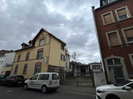 Baugrundstück in zentraler Lage von Frankfurt Fechenheim