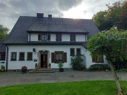 Fabrikantenvilla aus den 1950er-Jahren in unverbaubarer Waldlage in Cappenberg