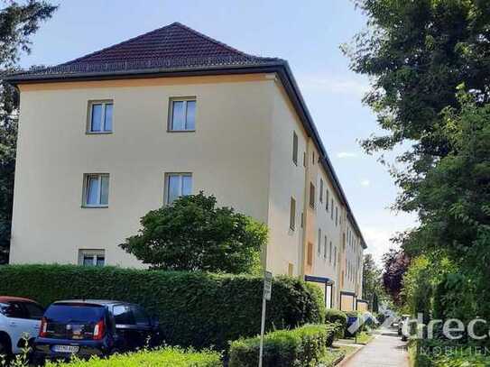 3-Raum Wohnung mit Balkon und 1 Carport Stellplatz