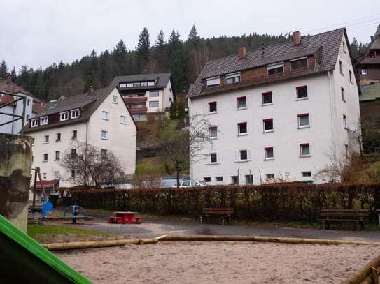 Exklusive, vollständig renovierte 3-Zimmer-Wohnung in Bad Wildbad