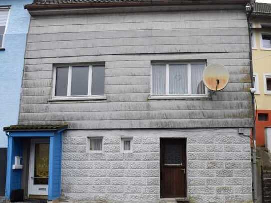 Gemütliches kleines Haus mit Scheune und herrlicher Aussicht