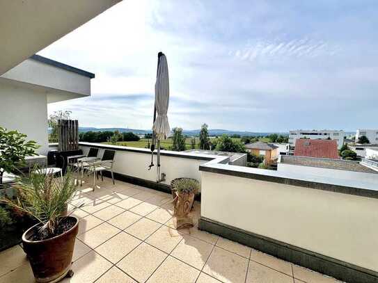 Exklusives Penthouse mit unverbaubarem Panoramablick, Luxusausstattung und Top-Lage am Feldrand