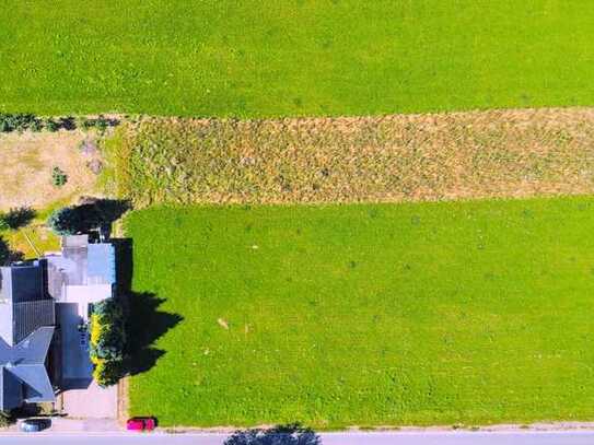 Gepflegtes Ein-/Zweifamilienhaus mit großem Grundstück in guter Lage von Petershagen