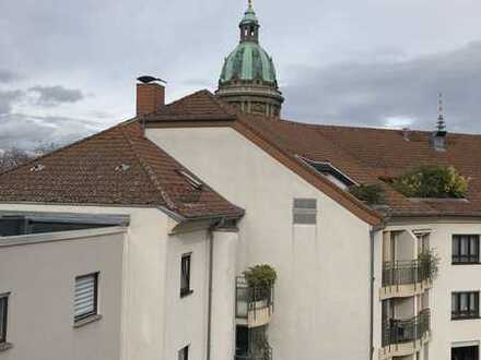 MA-Oststadt Elisabethstr. / 4-Zimmer Maisonette-Wohnung, Einbauküche und 2 TG-Stellplätze