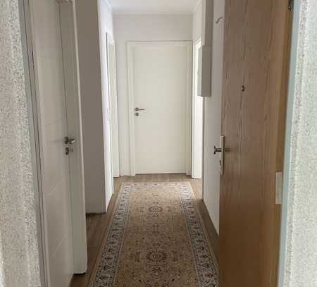 Vollständig renovierte 4-Raum-Wohnung mit Balkon in Potsdam
