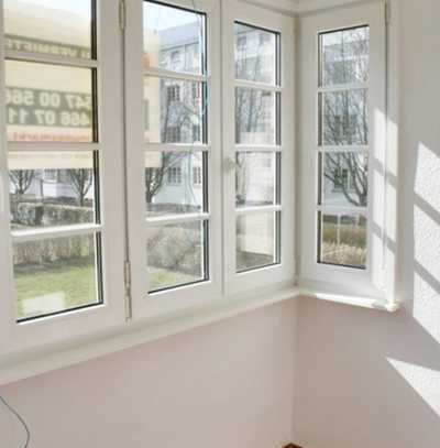 *Wohn(t)raum im Heimgarten! Tageslichtbad, Erker und Balkon*
