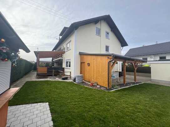 Mehrgenerationenhaus mit eigenem Pool