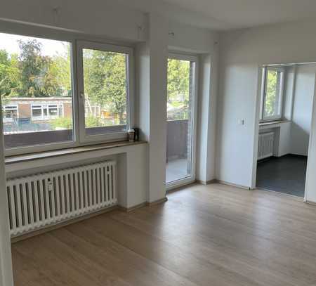 2 Zimmer Wohnung mit Balkon