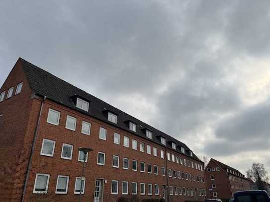 Helle 2,5 Zimmerwohnung mit Balkon