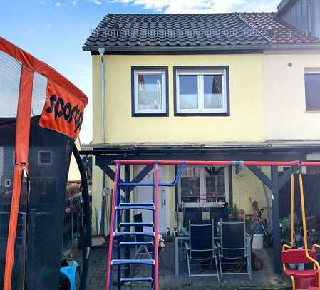 Saniertes REH mit Keller | Bezugsfertig mit Garten und Süd-Balkon | 2 Stellplätze