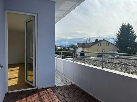 Gepflegte 3-Zimmer-Wohnung mit 2 Balkonen in Rosenheim ( Citynah )
