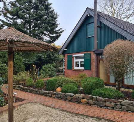 Märchenhaftes Domicil mit Tiny-Haus (inkl. Sauna/Toilette/Dusche) in traumhafter Waldrandlage