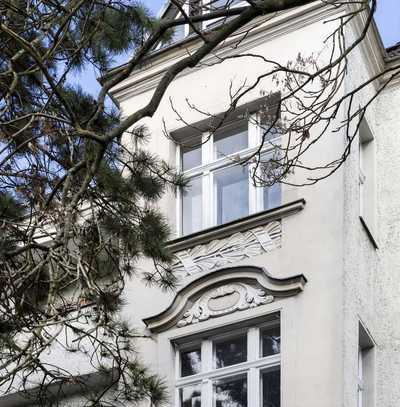 Gemütliche 2-Zimmer-Altbauwohnung mit Balkon in Steglitz!