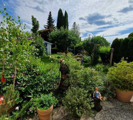 Zorneding RMH in ruhiger, familienfreundlicher Lage mit Traum Garten