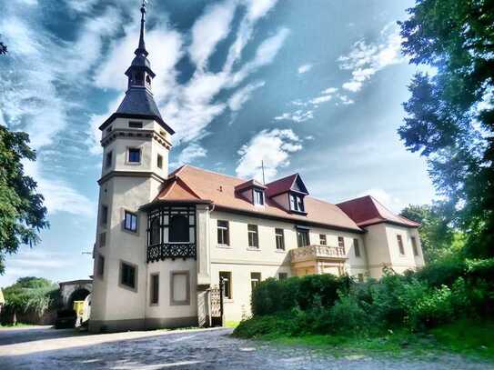Großzügige Wohnung im Cösitzer Schloss! Provisionsfrei!!!