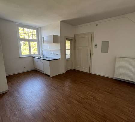 wunderschöne 2 Zimmer DG-Wohnung nahe Detmolder Zentrum