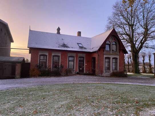 Geräumiges, preiswertes 6-Zimmer-Haus mit EBK in Steinbergkirche