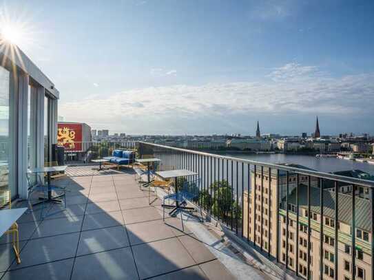 Arbeiten mit Aussicht: Büroetage über den Dächern Hamburgs