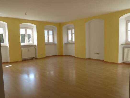 Großzügige 3-Zimmer-Maisonette-Wohnung, Nähe "Altes Stadtbad"