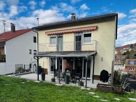 Modernisiertes Ein- bis Zweifamilienhaus mit Terrasse und Garten in ruhiger Lage von Eberbach