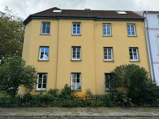 Schöne 2,5-Zimmer-Wohnung mit Balkon in Krefeld