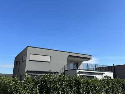 Exklusives Wohnen: Haus im Haus mit ca. 179 m² von 2020!