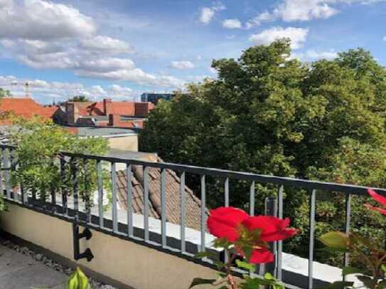 Wohntraum in Toplage | Wunderschöne 5-Zimmer-Maisonette-Wohnung mit Dachterrasse in Friedenau