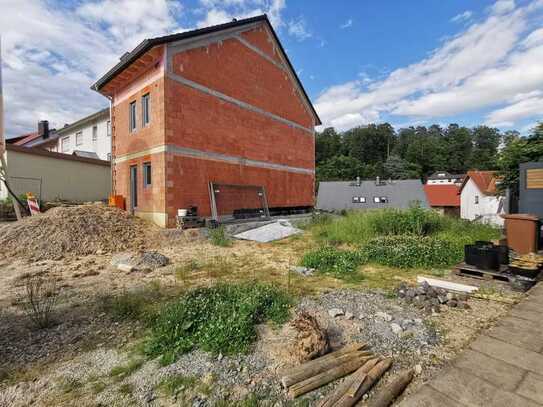 Idyllisches Grundstück in Süd + West + Ost Ausrichtung im Herzen von Neckargemünd Waldhilsbach geeig