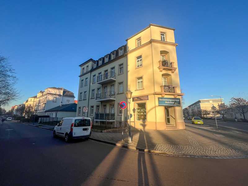 Schöne 2-Zimmerwohnung mit PKW-Stellplatz und Balkon von Dresden Löbtau-Süd